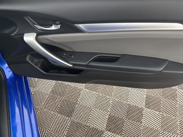 Used 2017 Honda Civic Touring image 19