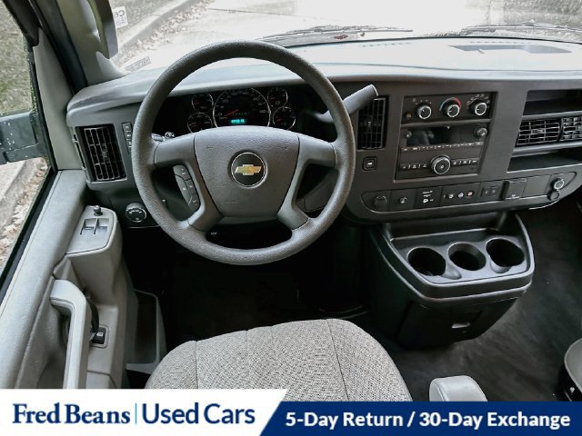 Used 2025 Chevrolet Express 3500 LT w/ LT Preferred Equipment Group RWD image 27