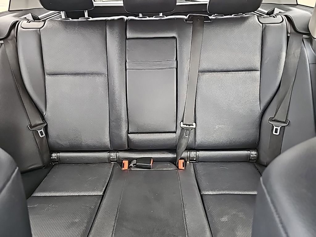 Used 2013 Mercedes-Benz GLK 350 4MATIC image 32