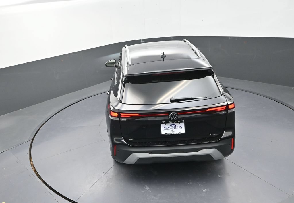 New 2026 Volkswagen Tiguan SE AWD/4WD image 18