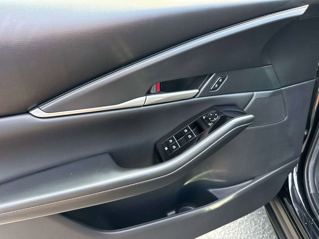 Certified 2025 MAZDA CX-30 AWD 2.5 S w/ Select Sport Pkg image 21