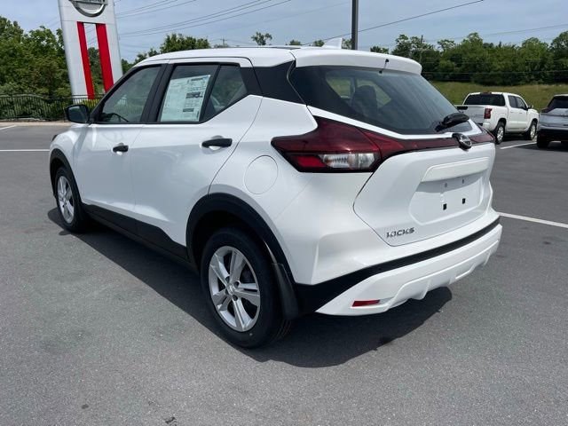 New 2025 Nissan Kicks Play S image 7