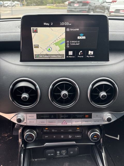 Used 2018 Kia Stinger GT2 AWD/4WD image 16
