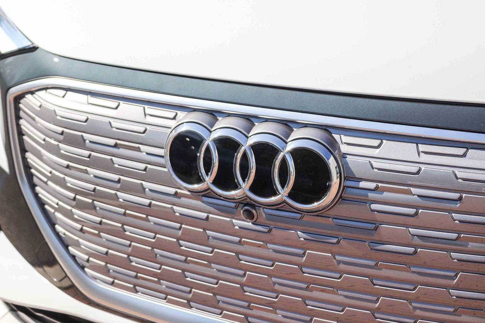 Used 2023 Audi Q4 e-tron Premium Plus RWD image 12