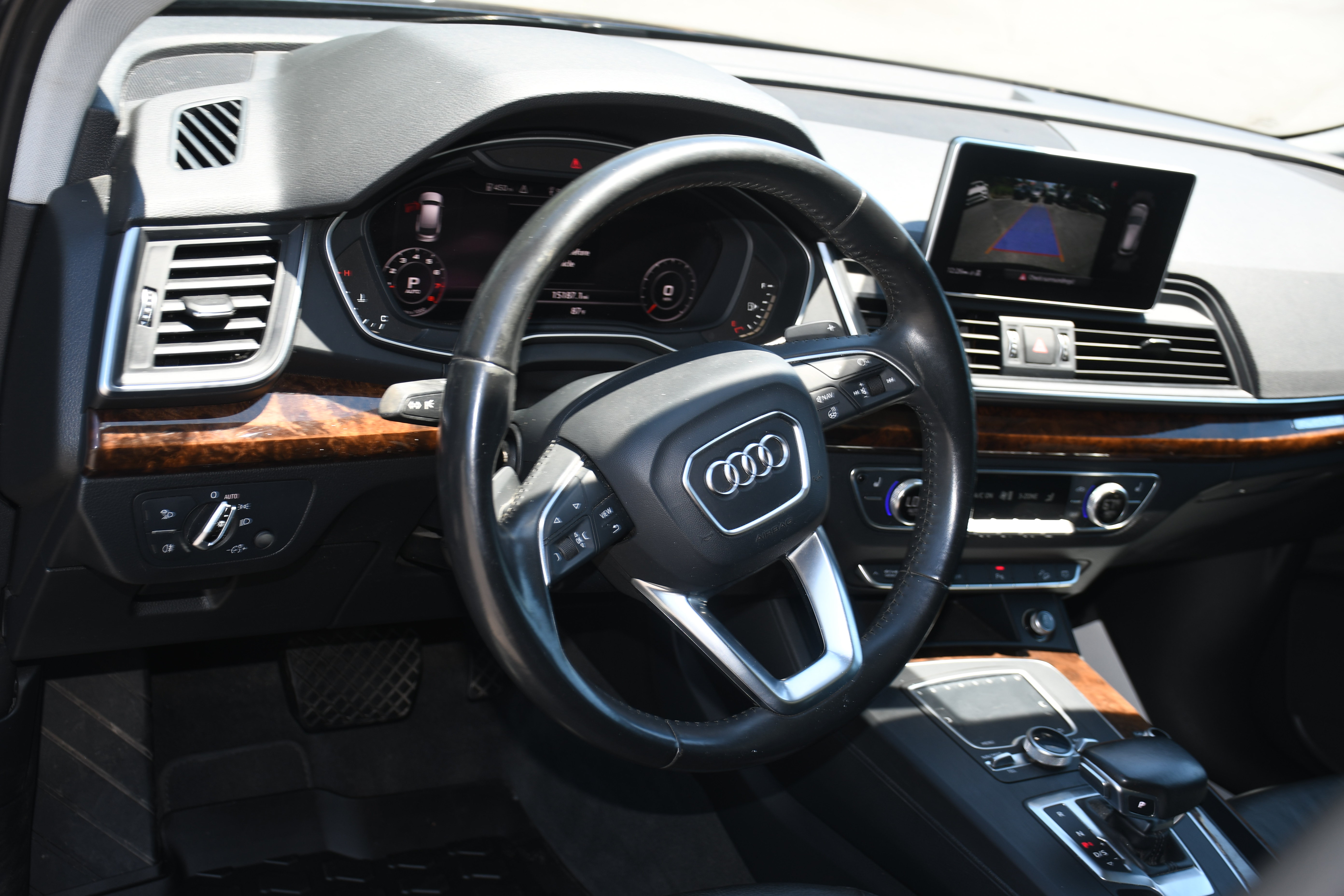 Used 2018 Audi Q5 2.0T Premium Plus w/ Premium Plus Package AWD/4WD image 9