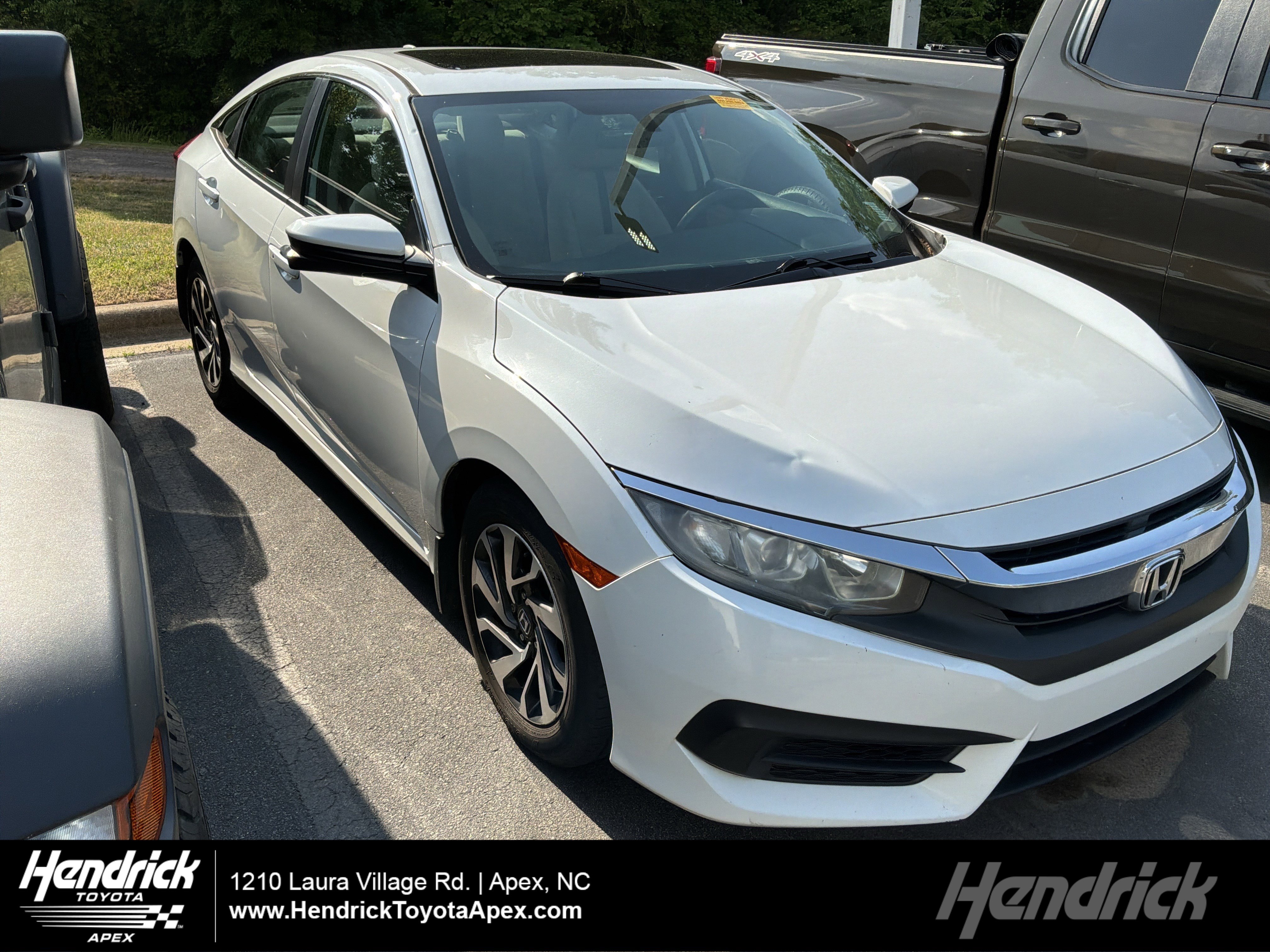 Used 2018 Honda Civic EX image 1