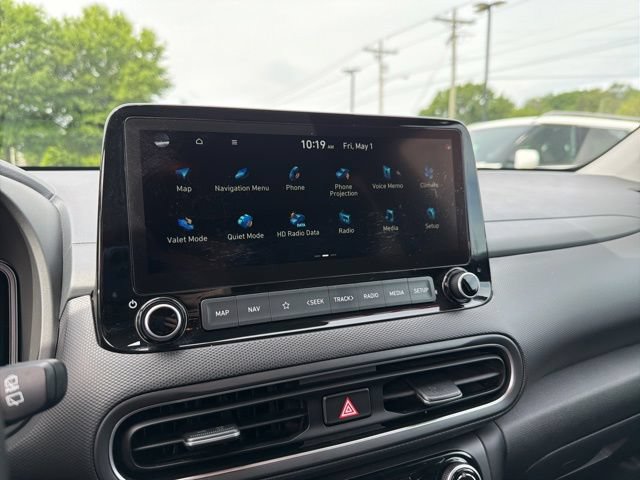 Used 2022 Hyundai Kona Limited AWD/4WD image 15