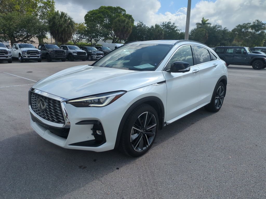 Used 2025 INFINITI QX55 Essential w/ Cargo Package AWD/4WD image 10