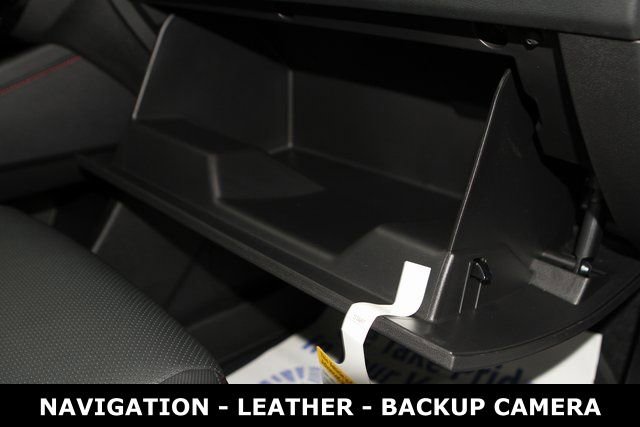 New 2026 Chevrolet Traverse Z71 w/ LPO, Floor Liner Package image 24