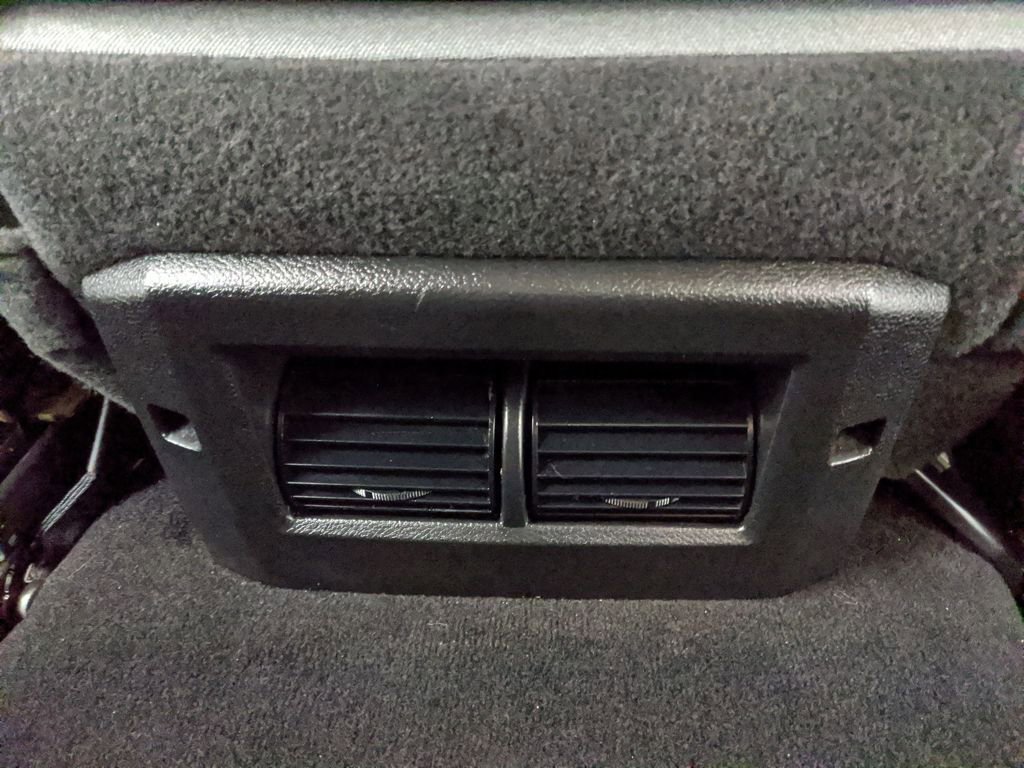Used 2023 RAM 1500 Classic SLT AWD/4WD image 14