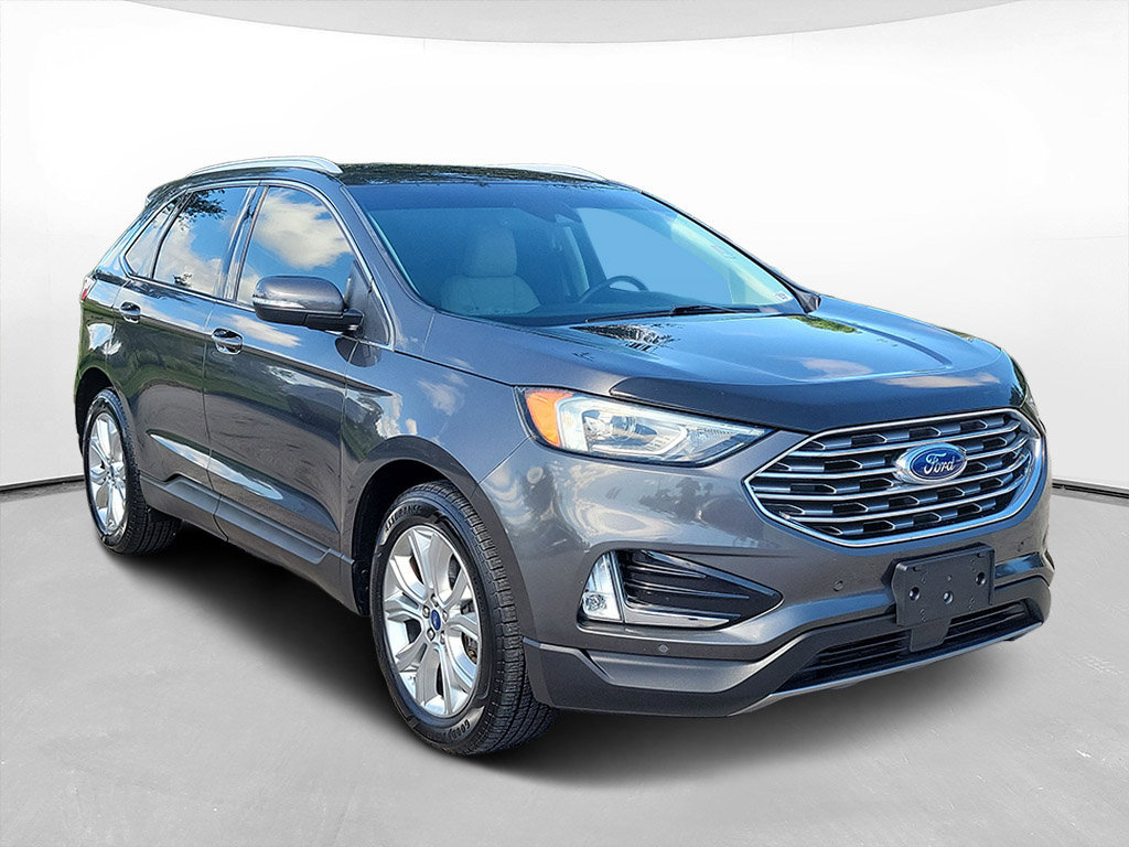 Used 2020 Ford Edge Titanium FWD image 3