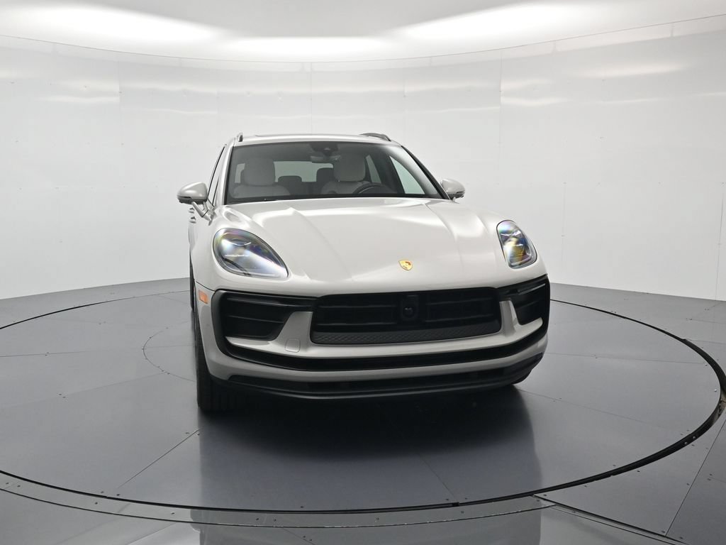 New 2026 Porsche Macan AWD/4WD image 43