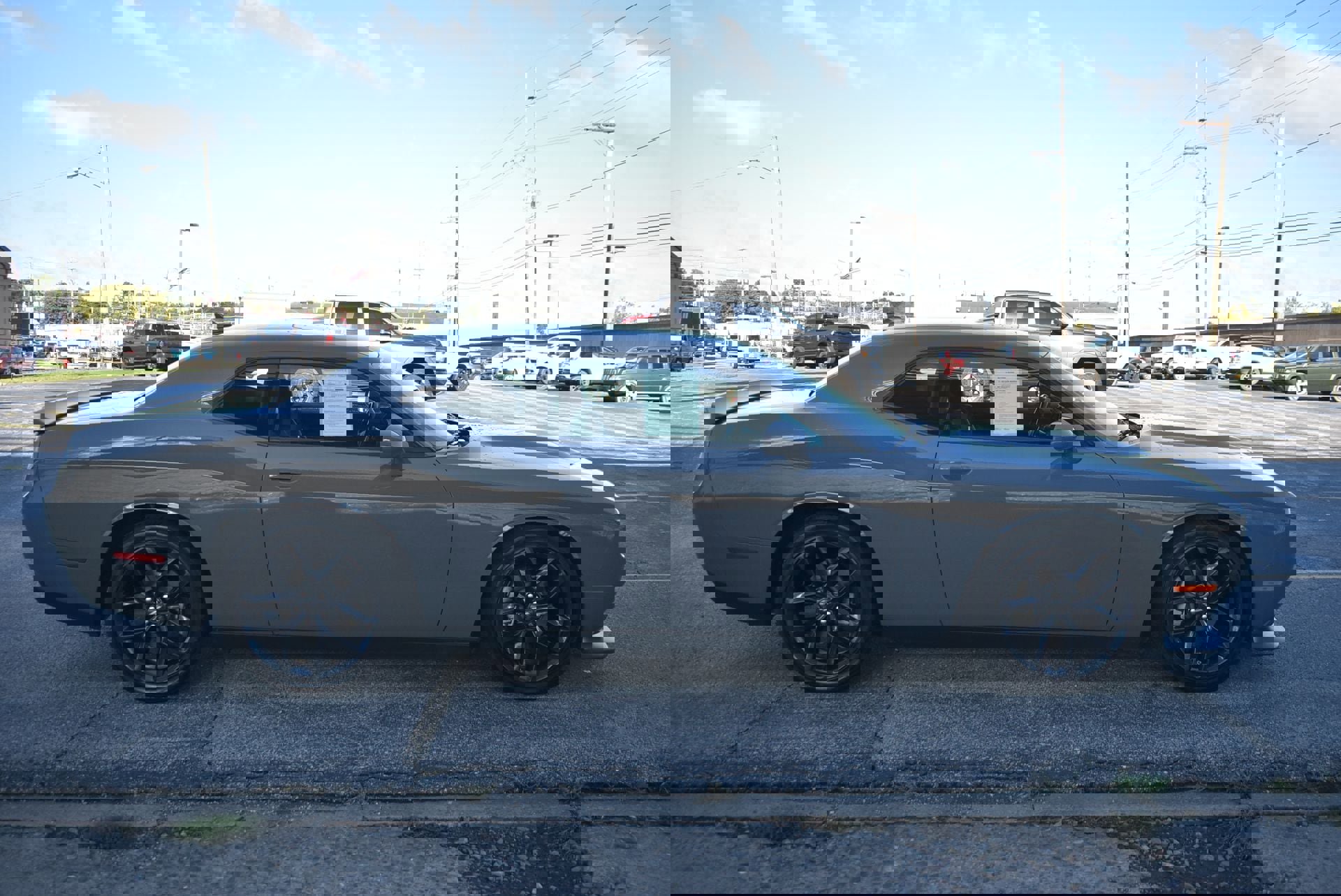 Used 2023 Dodge Challenger GT w/ Plus Package image 4