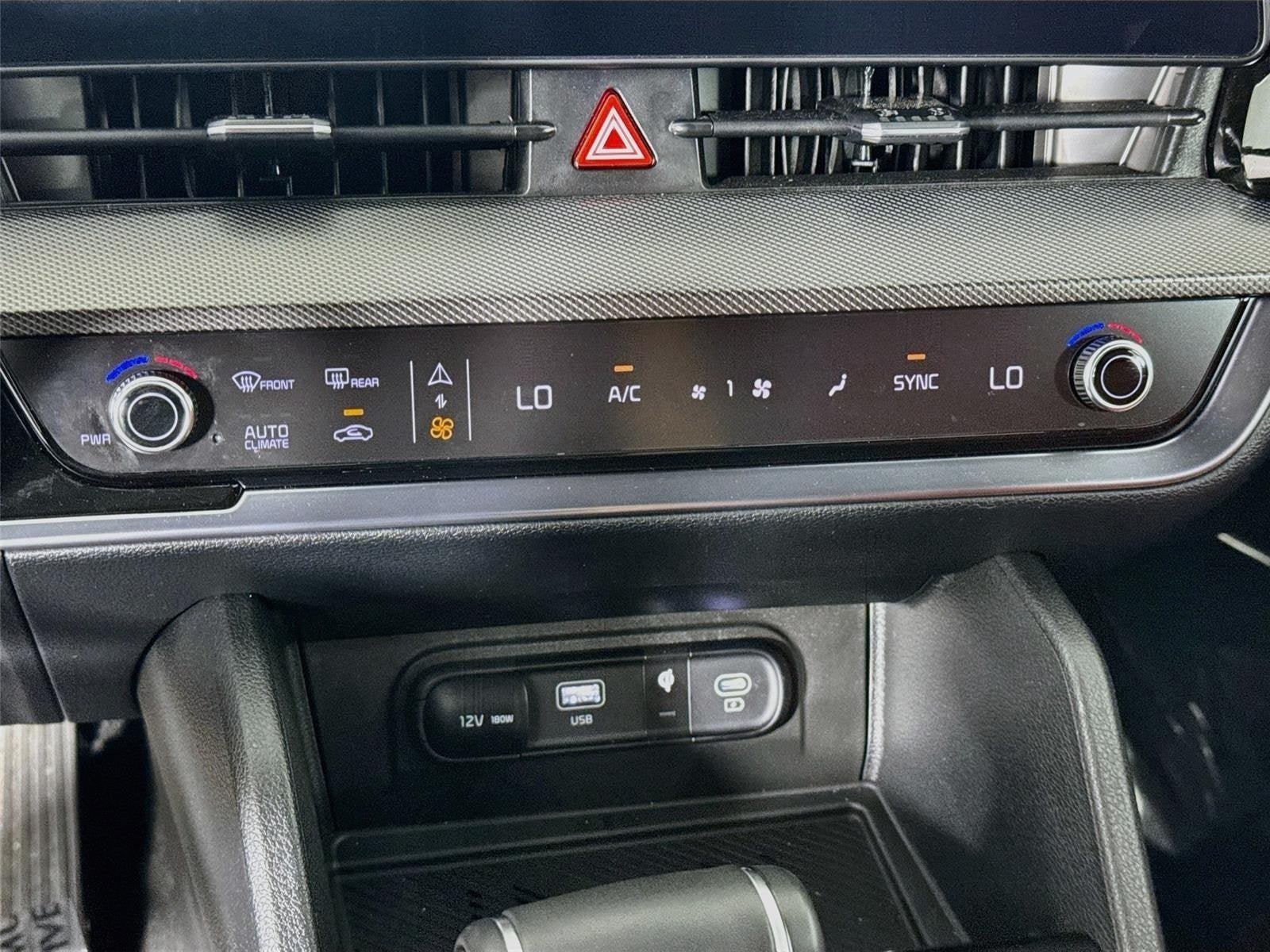 Certified 2025 Kia Sportage SX FWD image 18