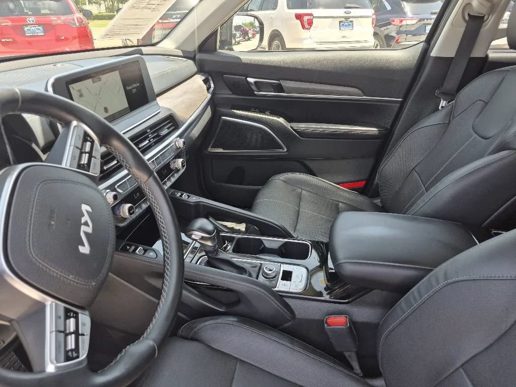 Used 2022 Kia Telluride SX w/ Towing Package AWD/4WD image 15