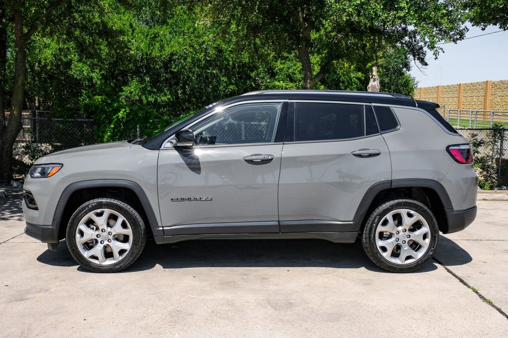 Used 2022 Jeep Compass Limited image 20