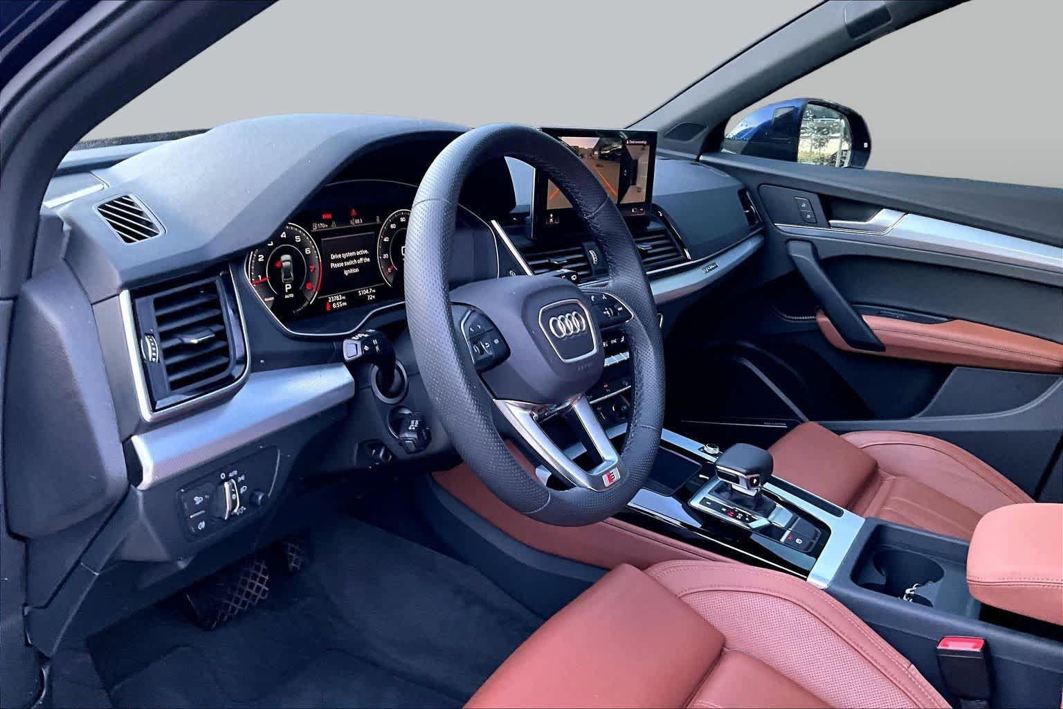 Used 2024 Audi Q5 2.0T Premium Plus w/ Premium Plus Package AWD/4WD image 18