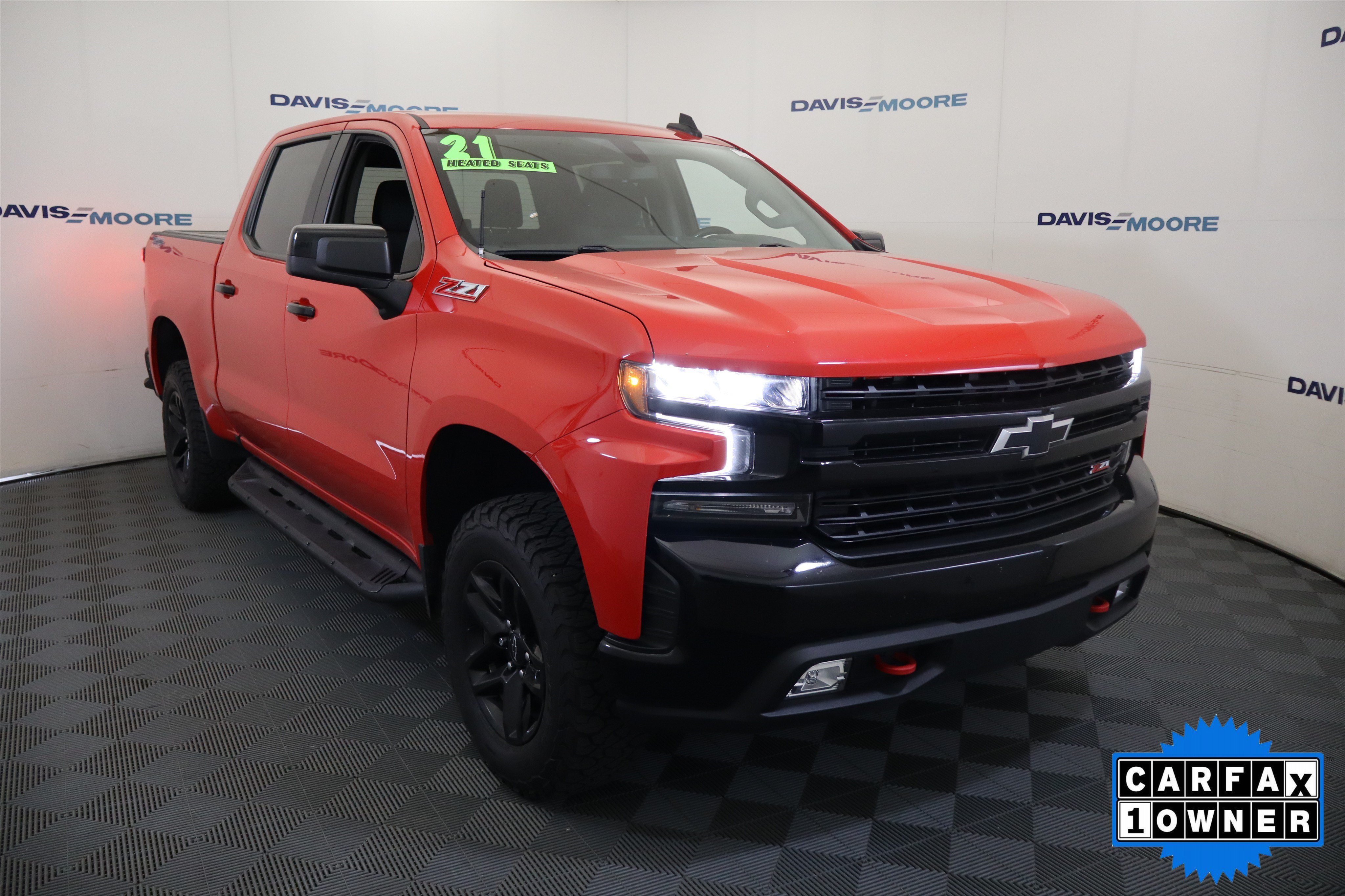 Used 2021 Chevrolet Silverado 1500 LT Trail Boss w/ Bed Protection Package AWD/4WD image 3