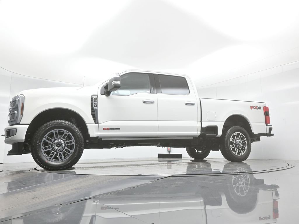 Certified 2024 Ford F250 Limited w/ FX4 Off-Road Package image 8