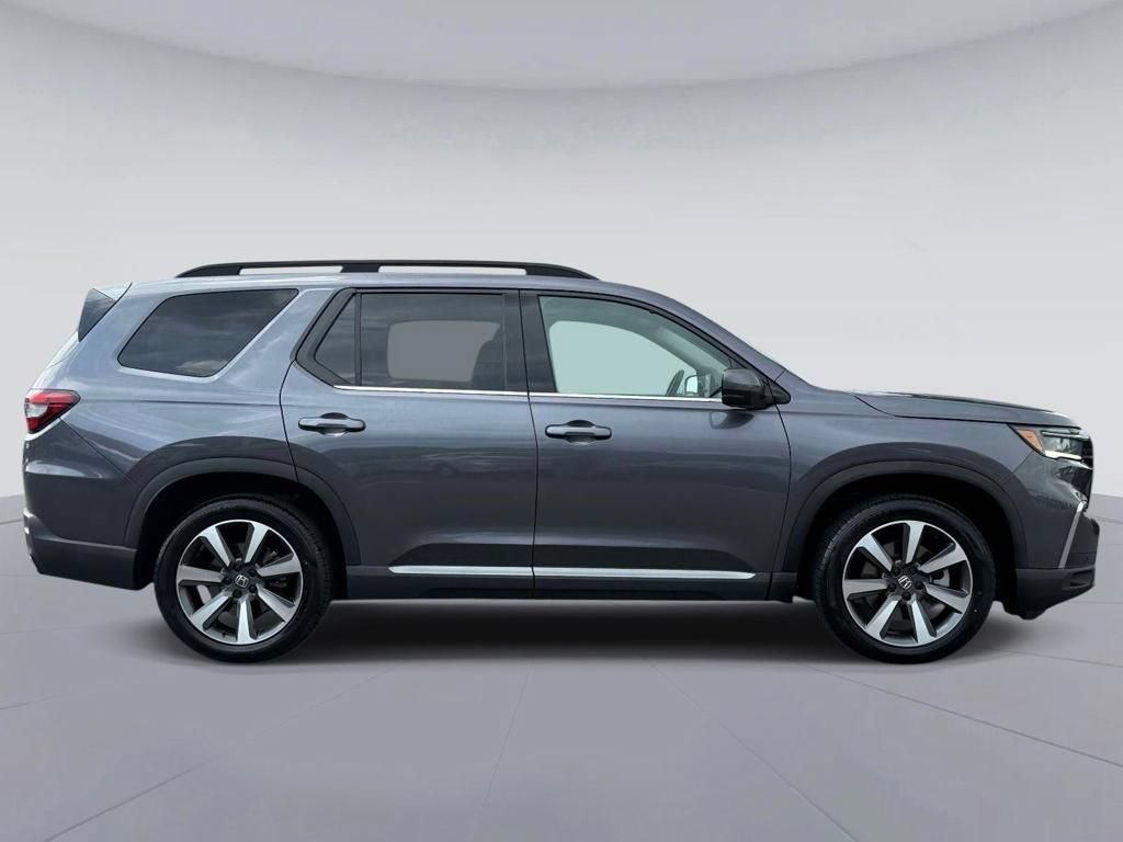 Used 2023 Honda Pilot Elite image 10