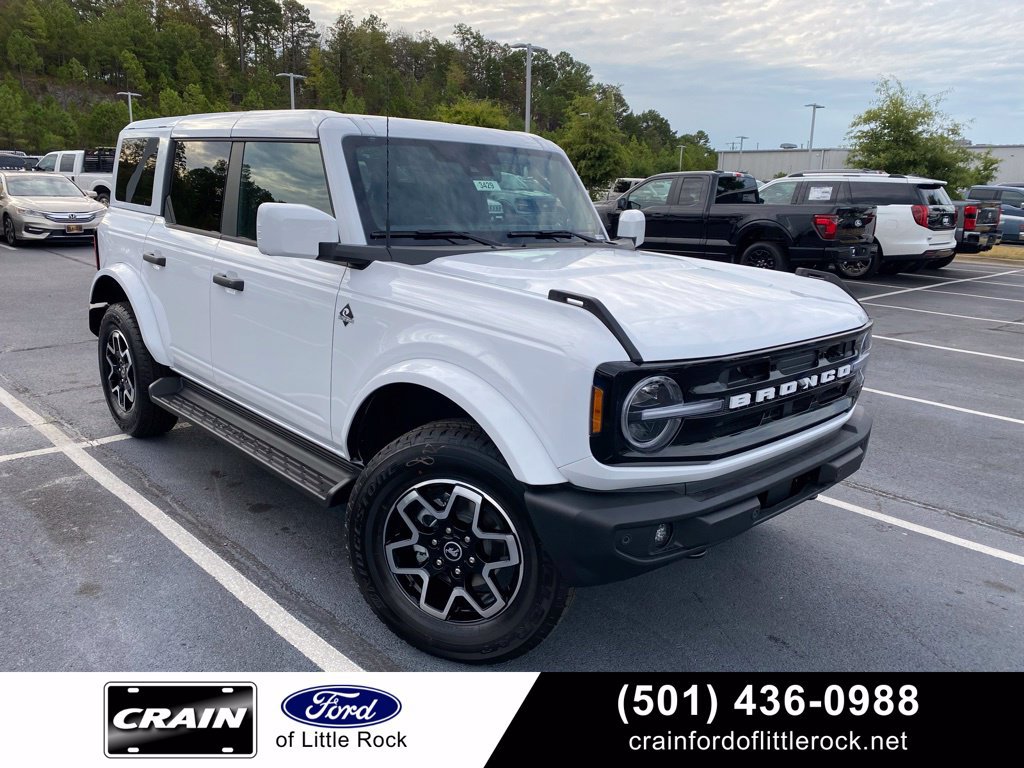 New 2026 Ford Bronco Outer Banks AWD/4WD image 1