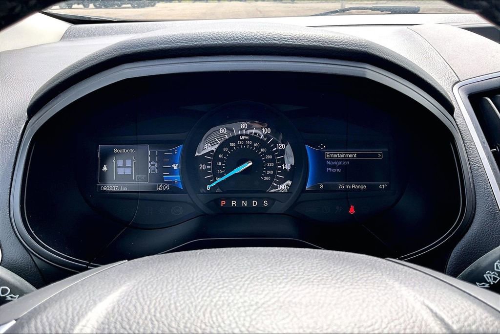 Used 2023 Ford Edge SEL image 19