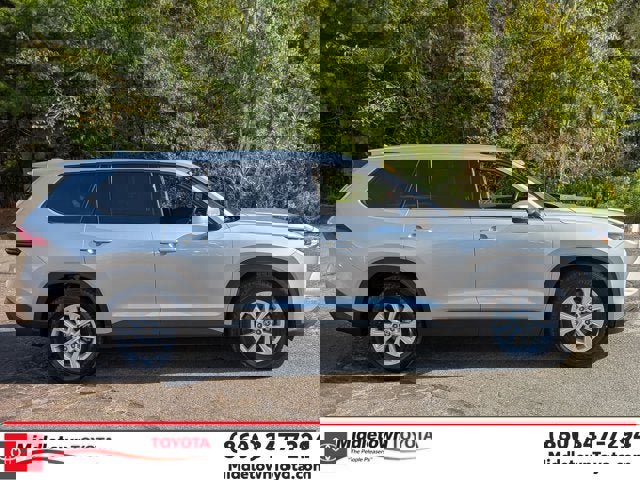 Certified 2024 Toyota Grand Highlander XLE image 2