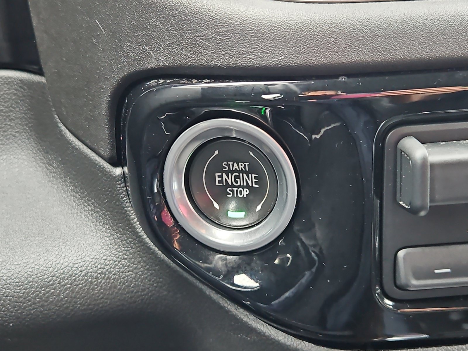 Used 2022 GMC Sierra 1500 Elevation AWD/4WD image 20
