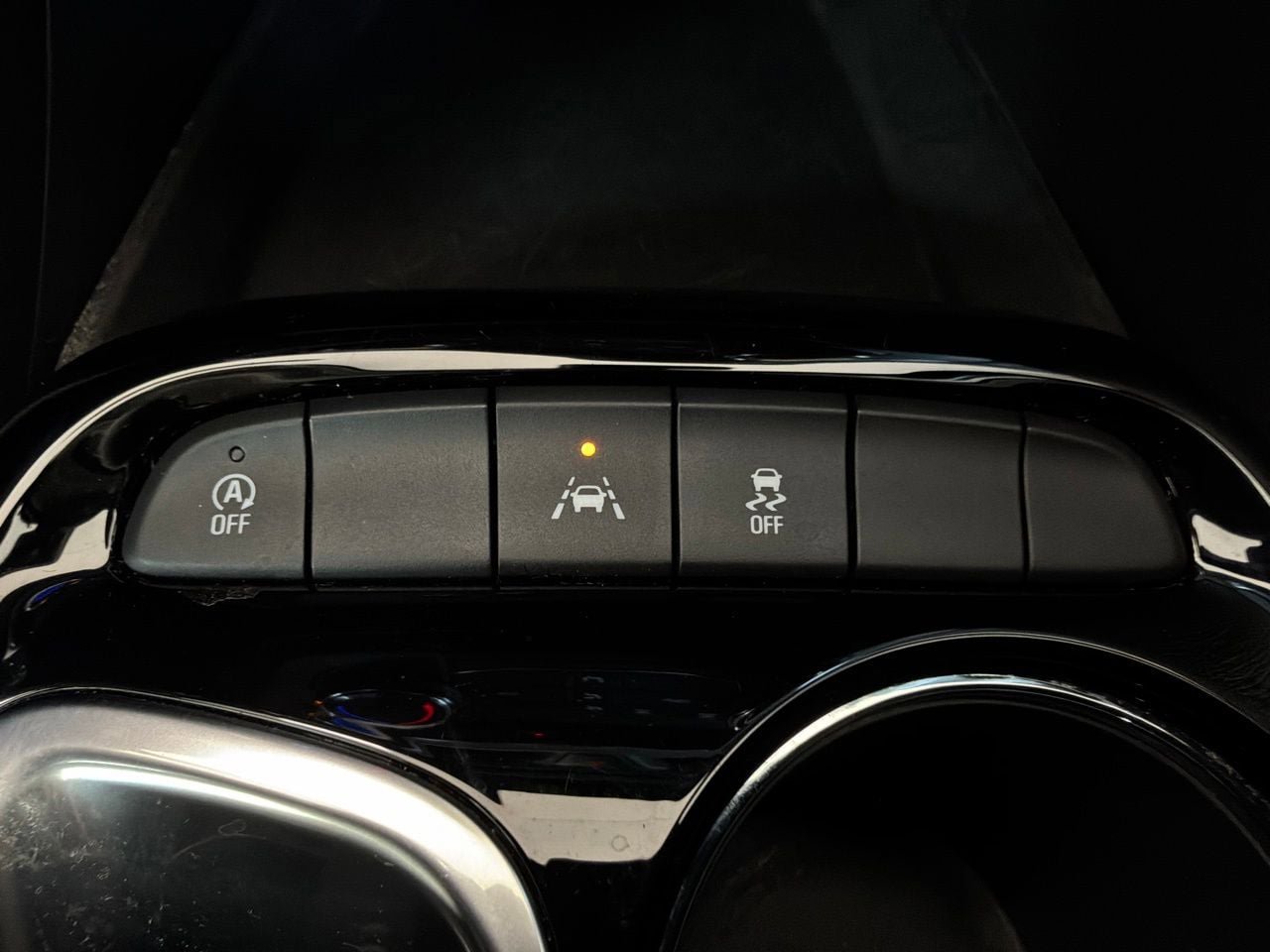 Used 2025 Buick Encore GX Preferred FWD image 23