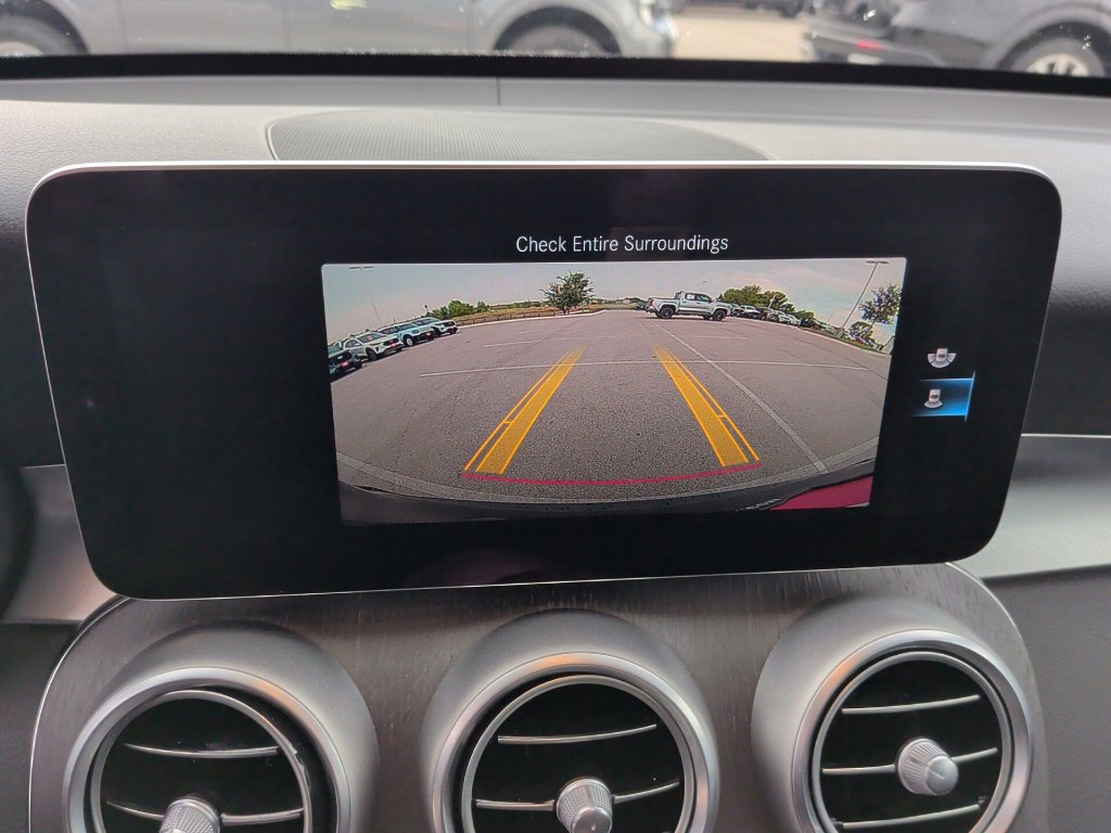 Used 2020 Mercedes-Benz GLC 300 image 25