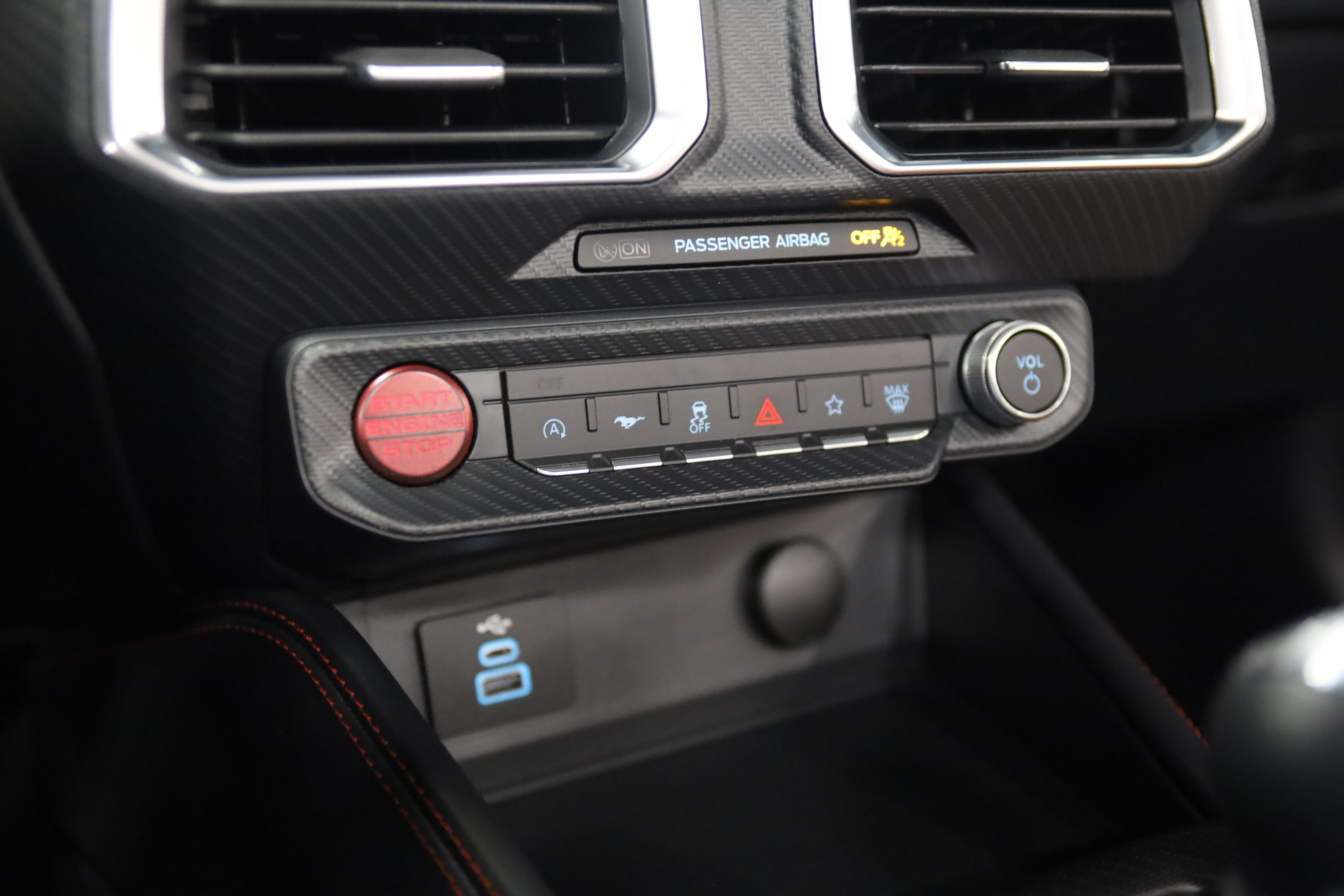 Used 2025 Ford Mustang GT Premium w/ 60th Anniversary Package RWD image 29