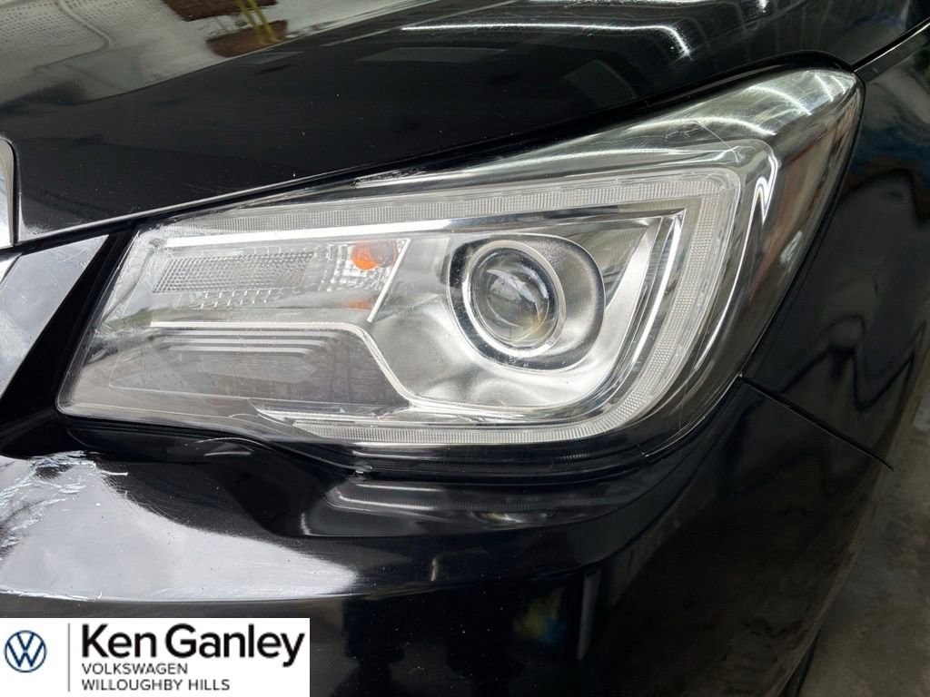 Used 2017 Subaru Forester 2.5i Touring AWD/4WD image 7