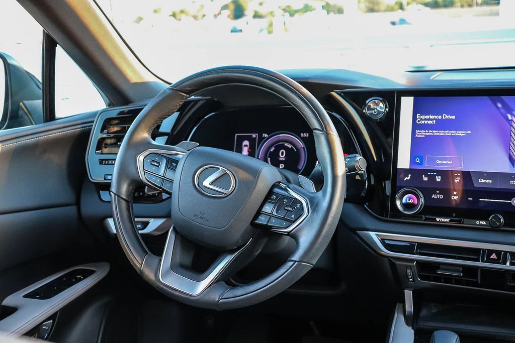 Used 2023 Lexus RX 350h w/ Accessory Package (Z1) AWD/4WD image 17