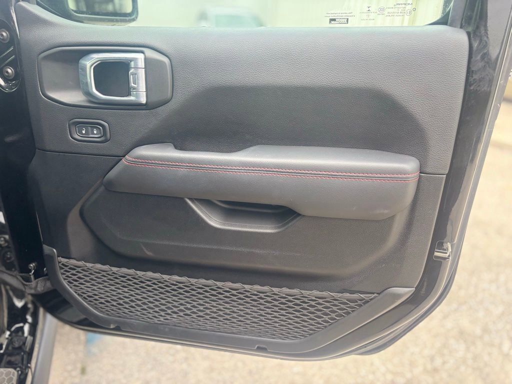 Used 2021 Jeep Wrangler Unlimited Rubicon image 12