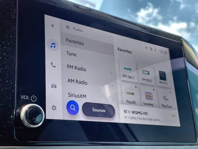 Used 2025 Toyota Camry LE FWD image 21