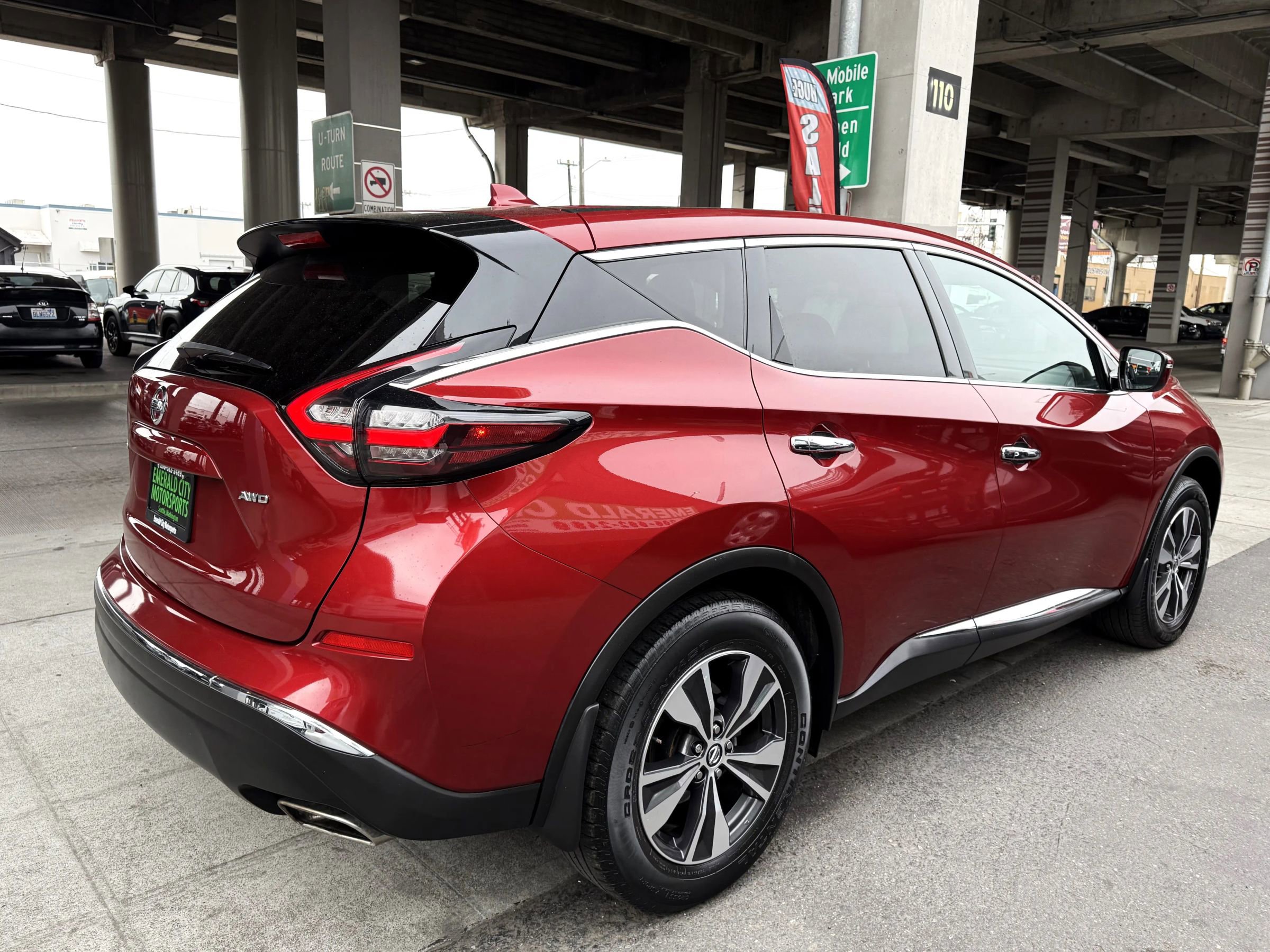 Used 2019 Nissan Murano S image 4