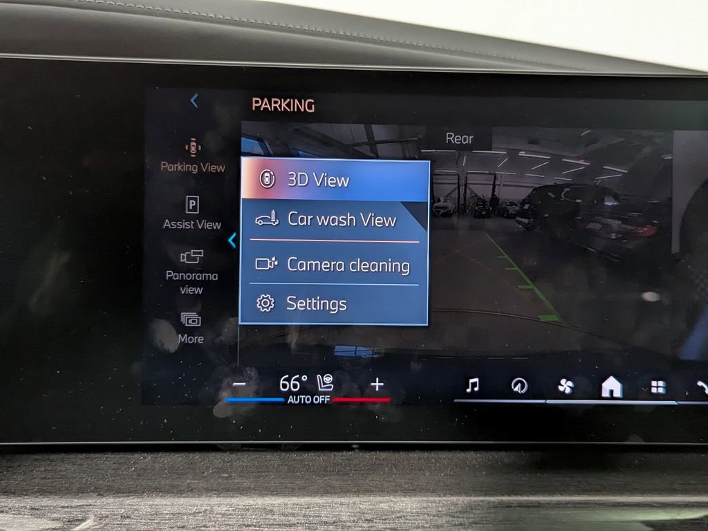 Used 2026 BMW i7 eDrive50 w/ Executive Package RWD image 33