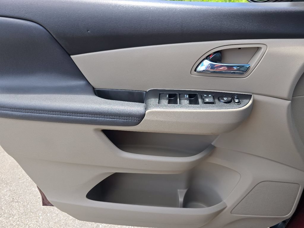 Used 2016 Honda Odyssey SE image 19