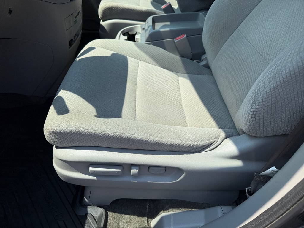 Used 2016 Honda Odyssey SE image 25