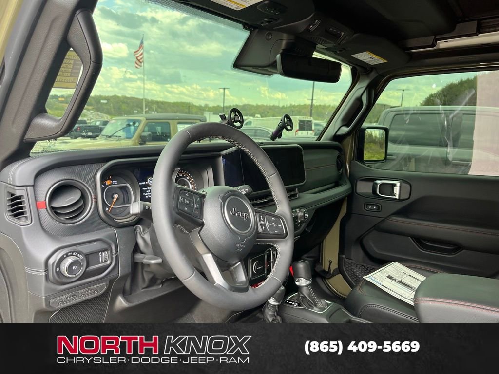 Used 2025 Jeep Wrangler Unlimited Rubicon image 7