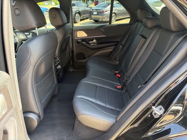 Used 2022 Mercedes-Benz GLE 350 4MATIC w/ Premium Package image 16