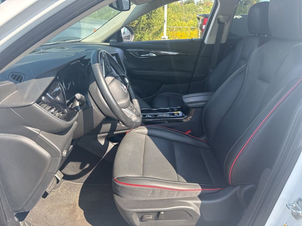 Used 2023 Buick Envision Essence w/ Sport Touring Package image 26