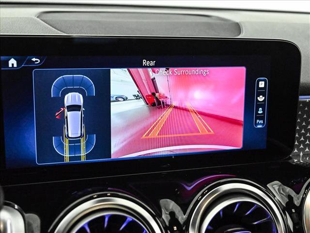 Used 2024 Mercedes-Benz GLB 250 4MATIC image 15
