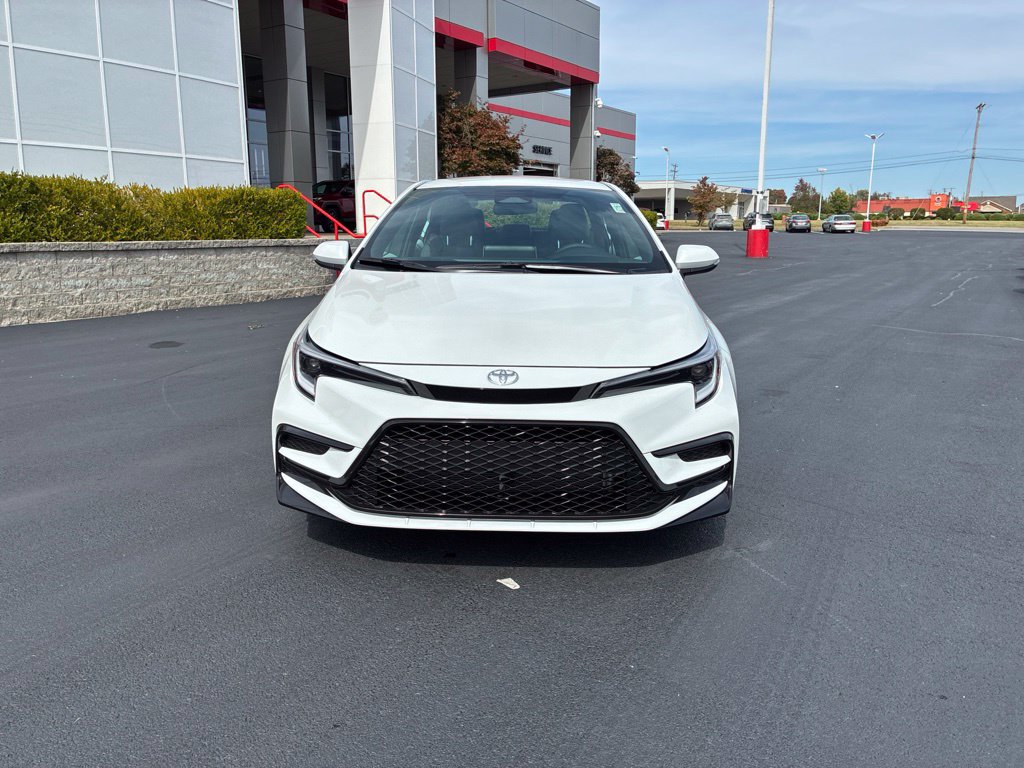 New 2027 Toyota Corolla SE FWD image 3