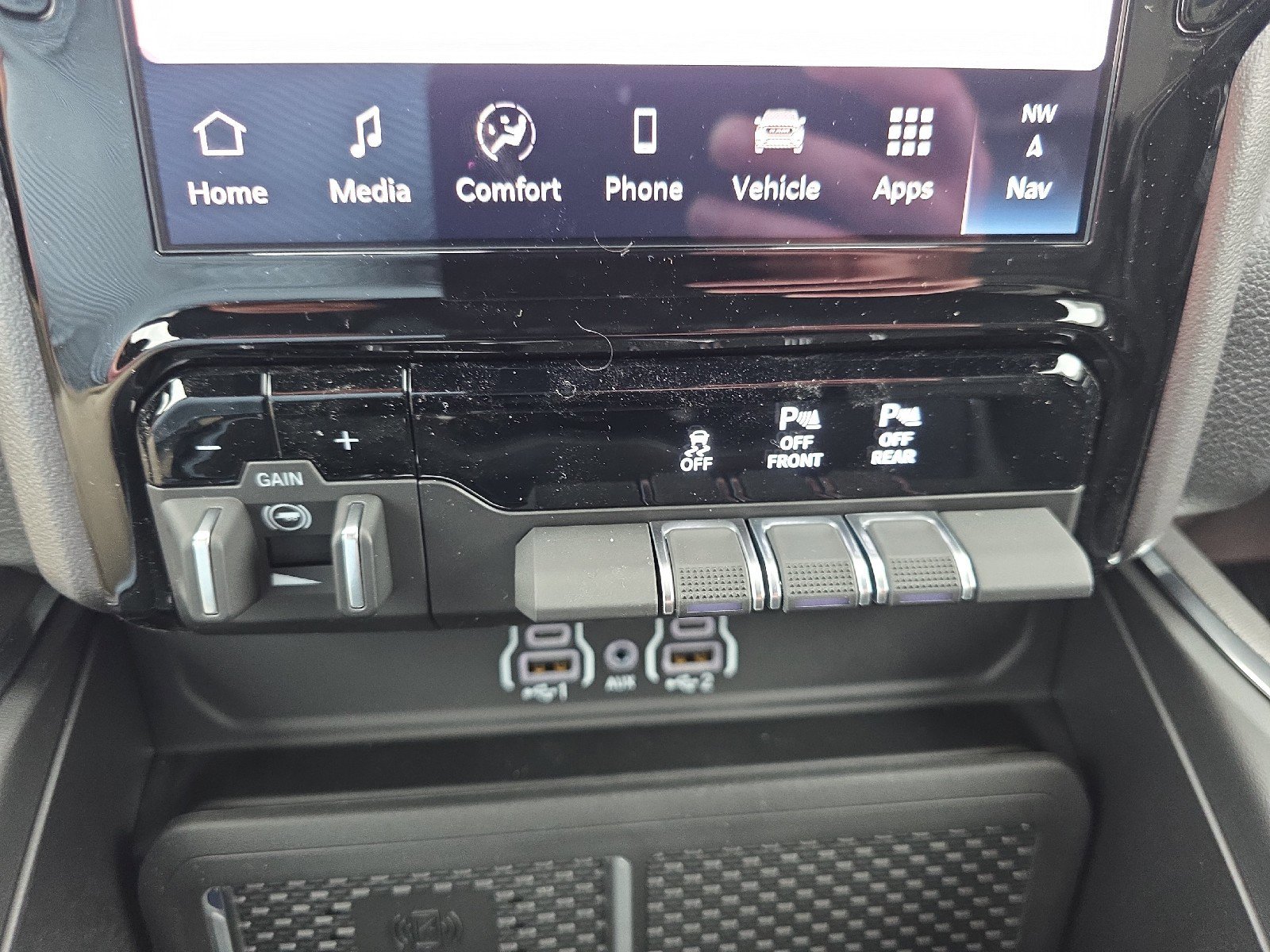 New 2026 RAM 1500 Laramie w/ Sport Appearance Package image 25