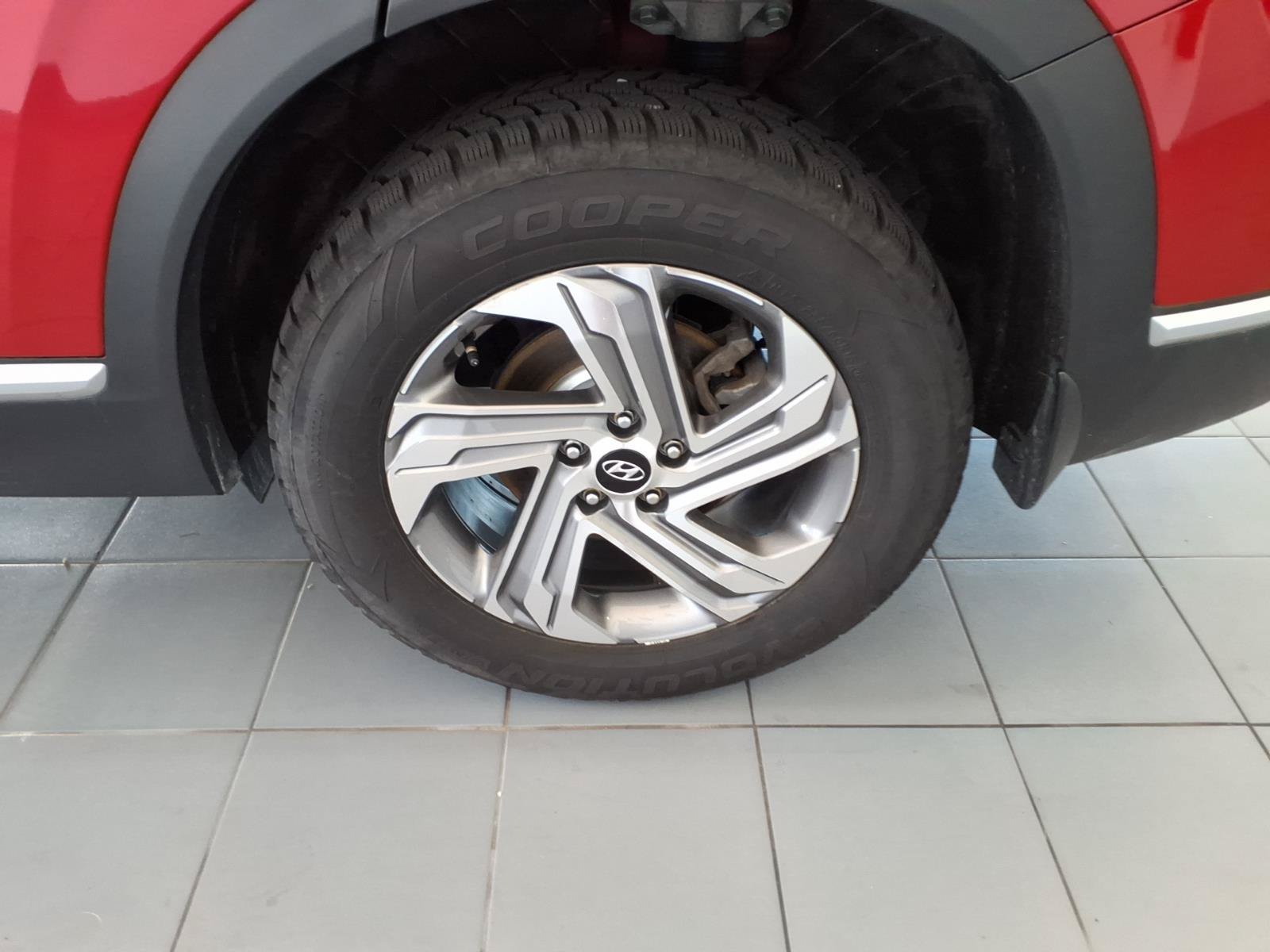 Used 2022 Hyundai Santa Fe SEL w/ Convenience + Premium Package AWD/4WD image 17