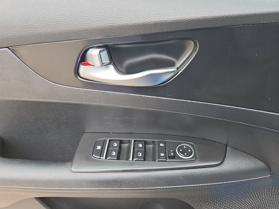 Used 2023 Kia Forte GT-Line w/ GT-Line Premium Package image 28