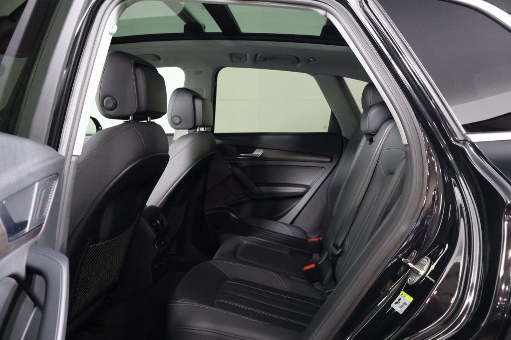 Used 2021 Audi Q5 2.0T Premium Plus w/ Premium Plus Package image 11