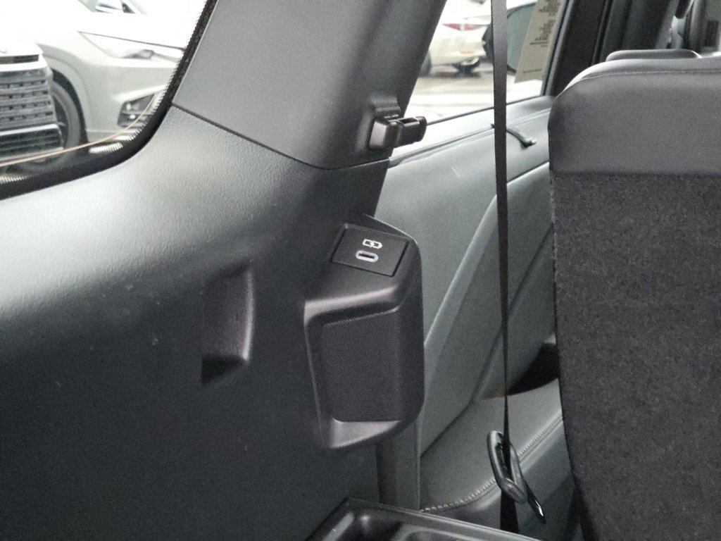 New 2026 Lexus TX 500h AWD image 34