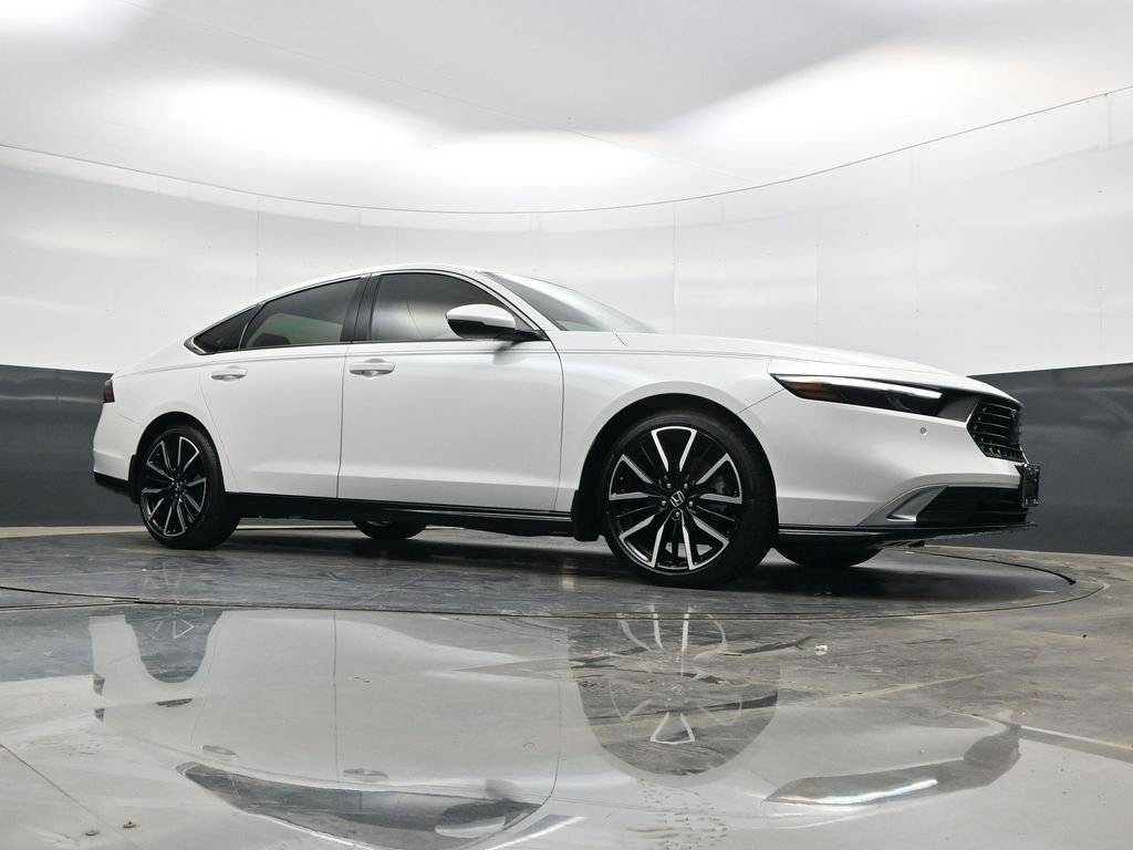 Used 2024 Honda Accord Touring image 27